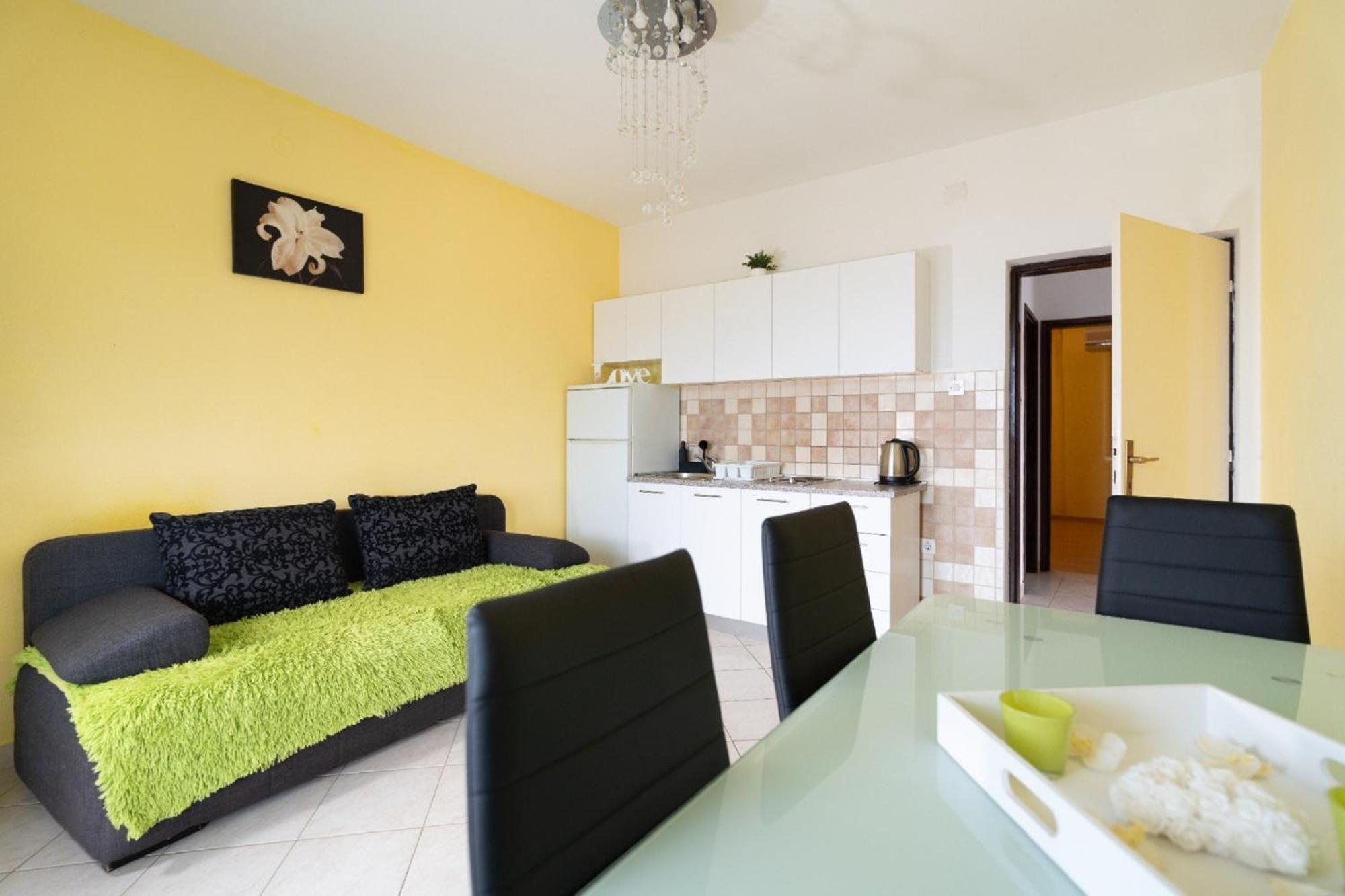 Apartments Milic Gornji Karin Quarto foto